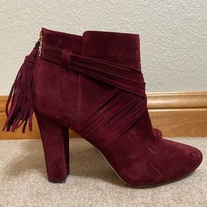 White House Black Market Women’s Shoe